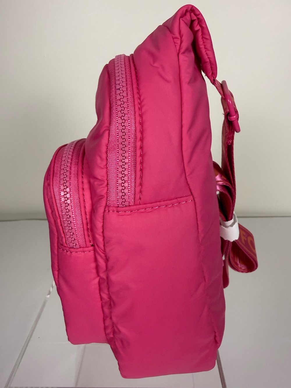 Wildfox Hot Pink Crossbody Sling Bag NWT - Picture 11 of 12